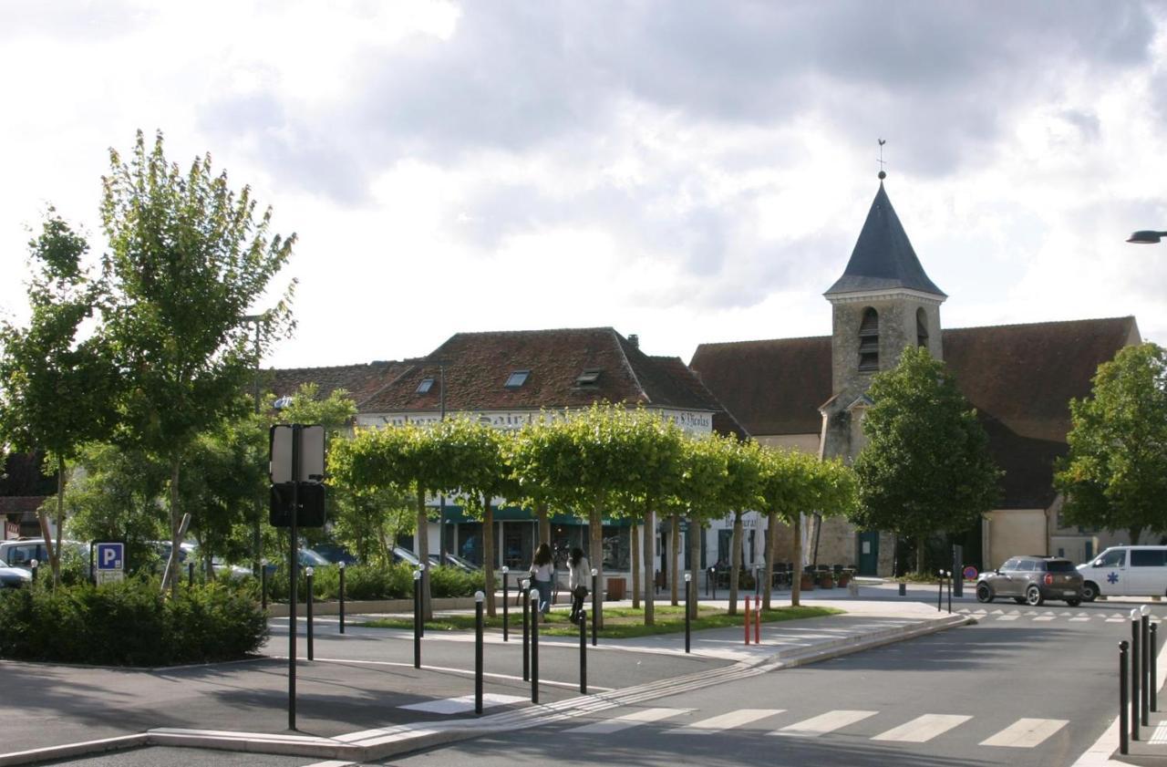 L'essentiel, maison de ville proche du parc Disney Chessy  Extérieur photo